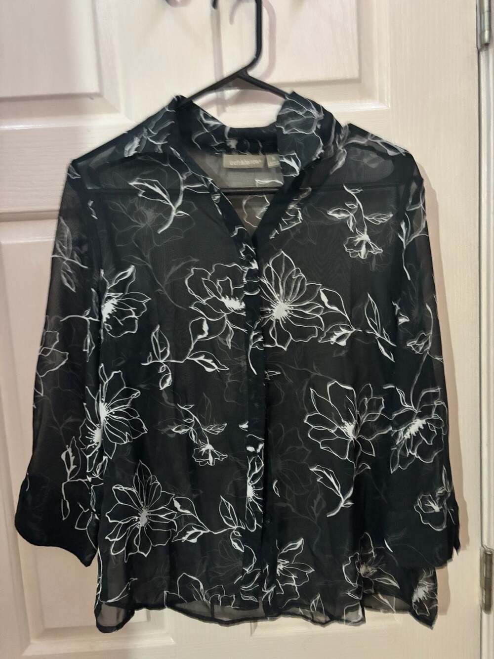 Croft & Barrow Floral Button-Up Shirt Size M Black Sheer Blouse